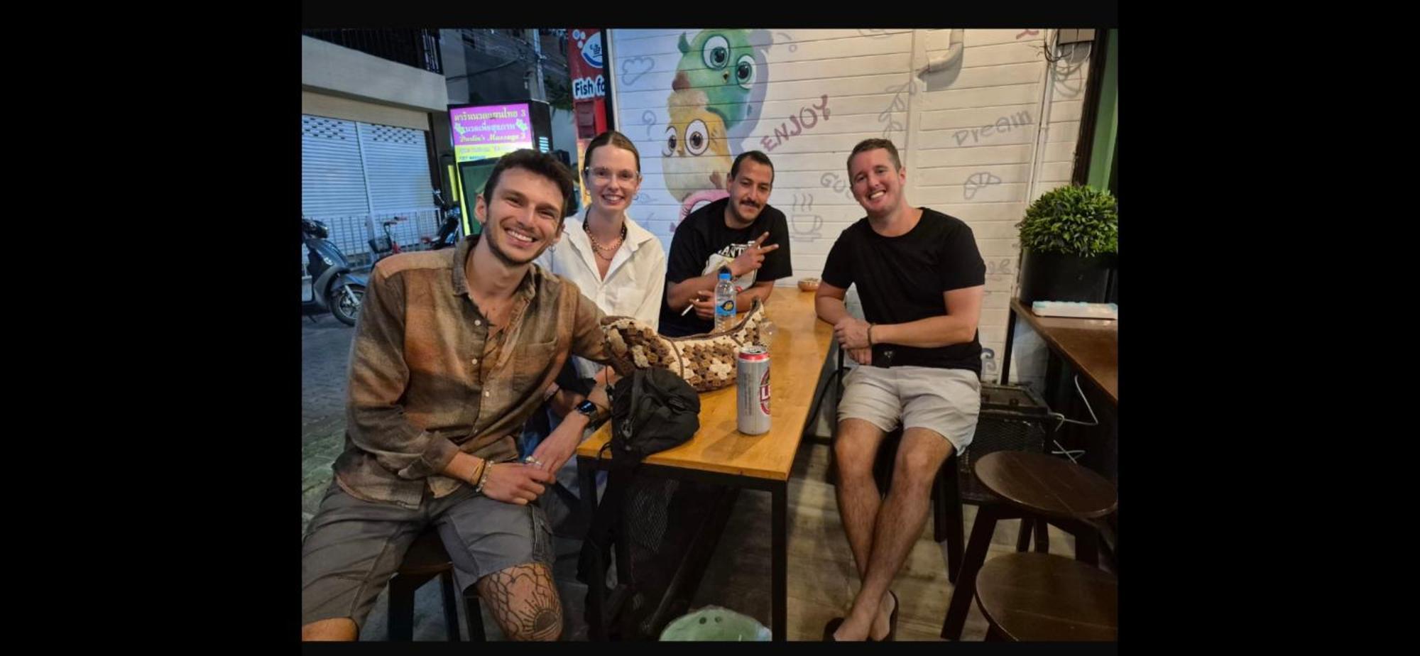 Hostel Lazy Gibbon 1 Chiang Mai - Tha Phae Gate Exterior foto